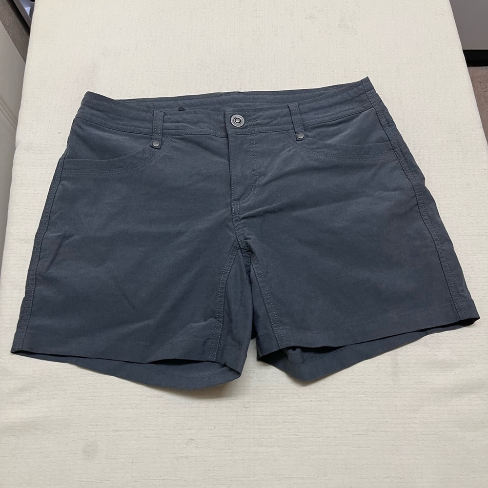 KUHL size 6 grey shade 5.5” shorts - Picture 3 of 14